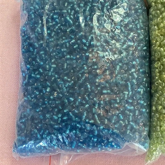 Lot #90 Jewelry Making Seed Beads Galore - Picture 3 of 5